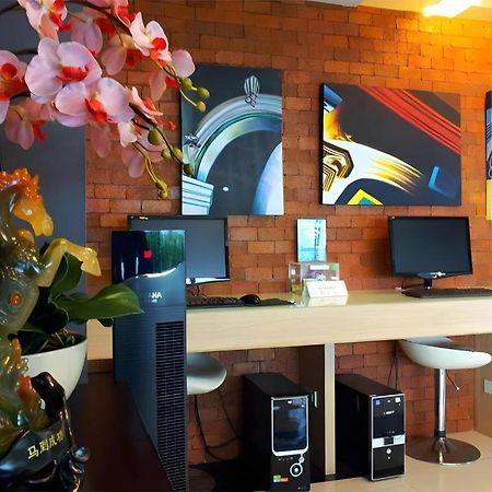 Chinotel Phuket Luaran gambar