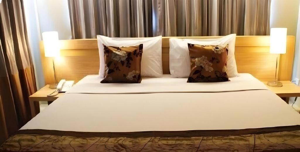 Chinotel Phuket Luaran gambar