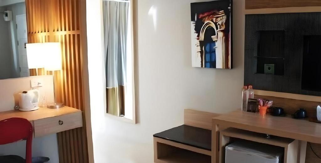 Chinotel Phuket Luaran gambar