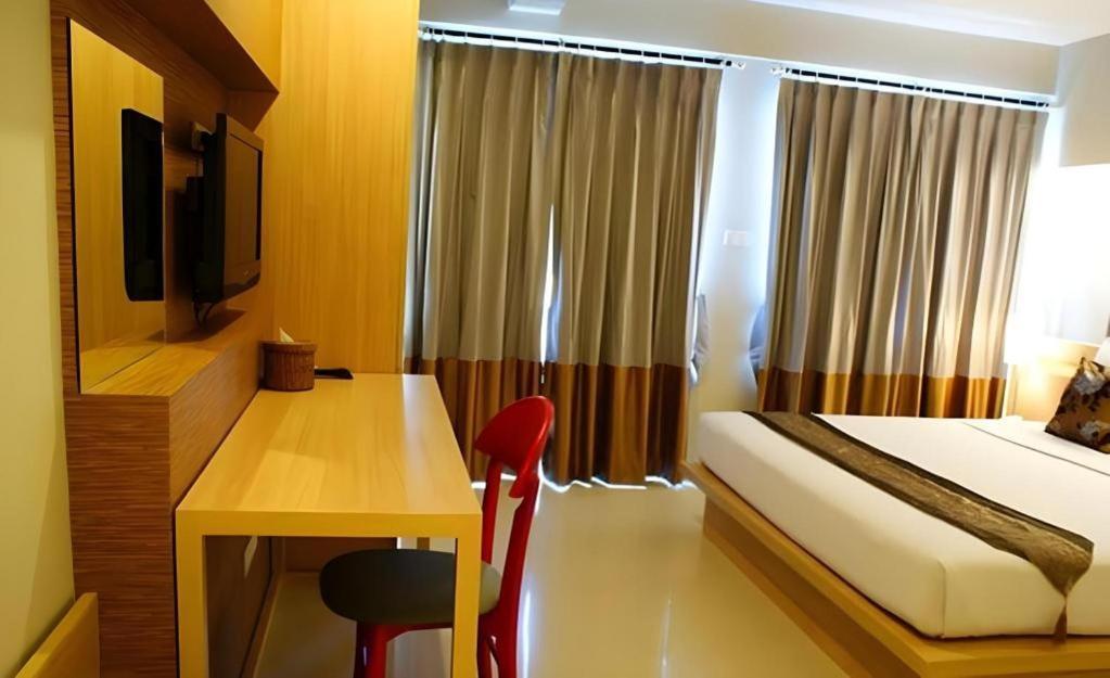 Chinotel Phuket Luaran gambar
