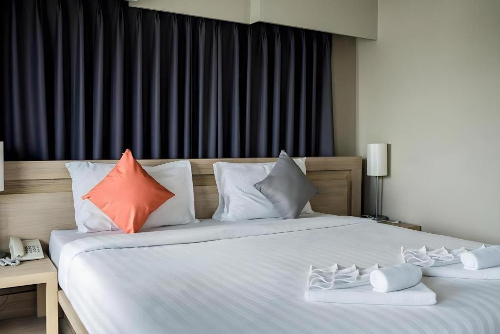 Chinotel Phuket Luaran gambar