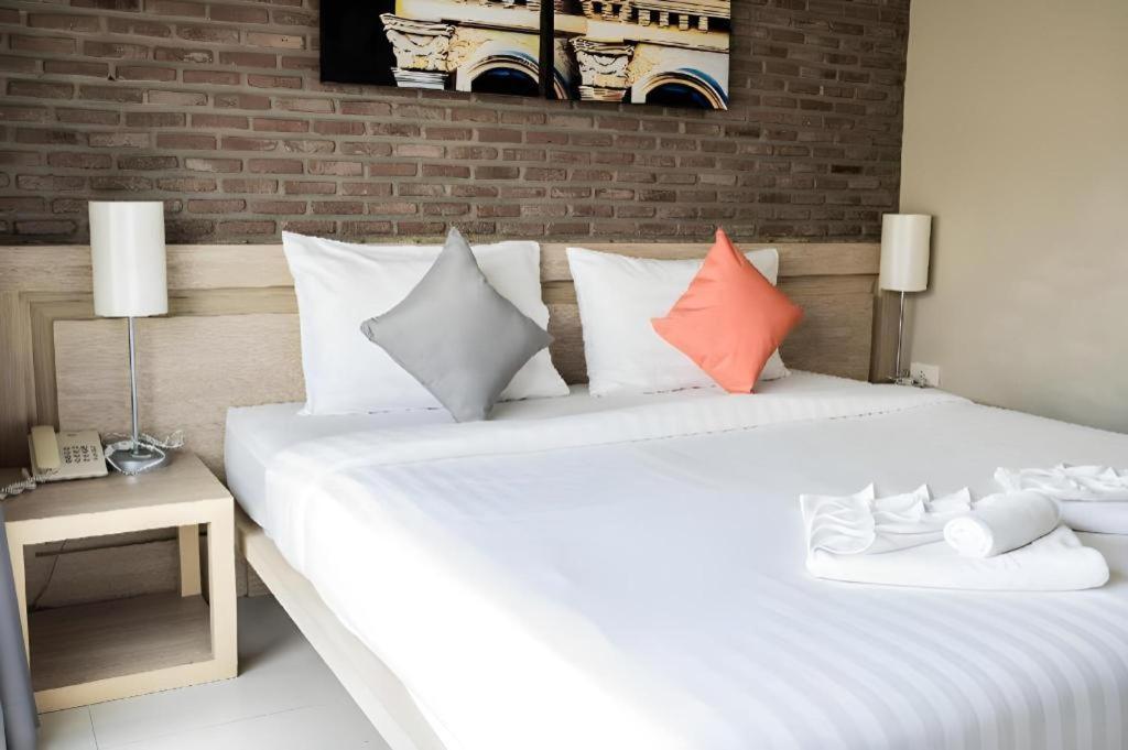 Chinotel Phuket Luaran gambar